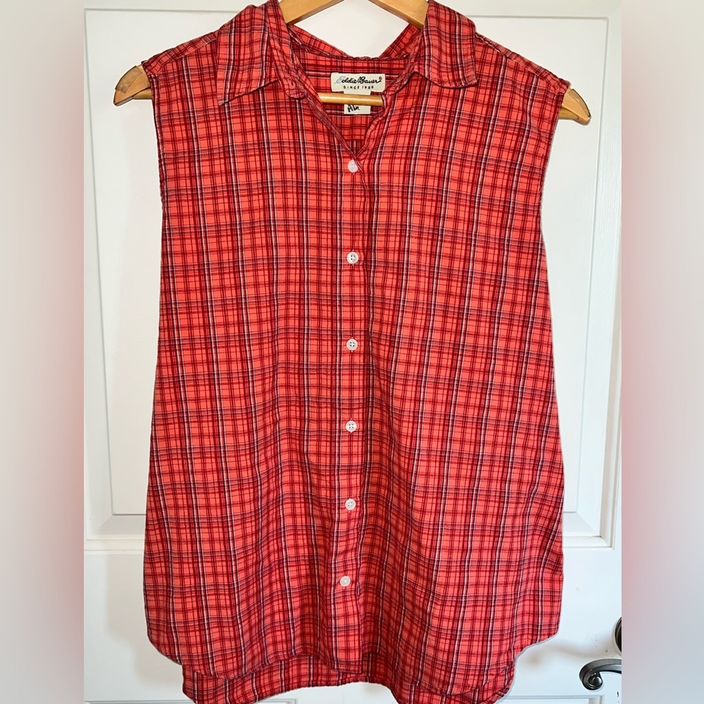 Women’s Collared Plaid Button Up Tank. Size XL